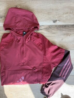 Men’s Adidas Maroon & Burgundy Hooded Pullover Windbreaker